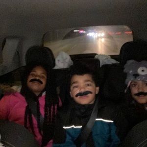 Meet your Posher, Angi